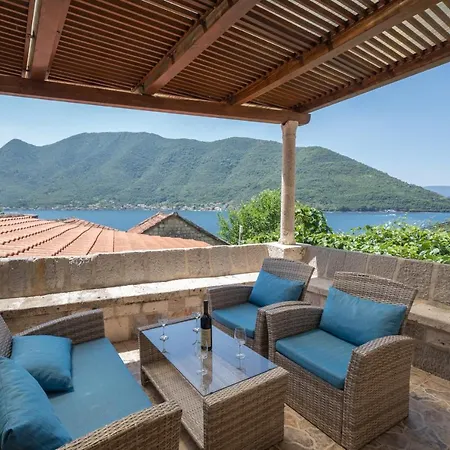 Apartments Franovic Perast Exterior photo